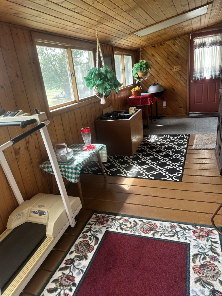 1150 W 78th Street Kearney, Nebraska 68845, 3 Bedrooms Bedrooms, ,3 BathroomsBathrooms,Residential,For Sale,1150 W 78th Street,20261388