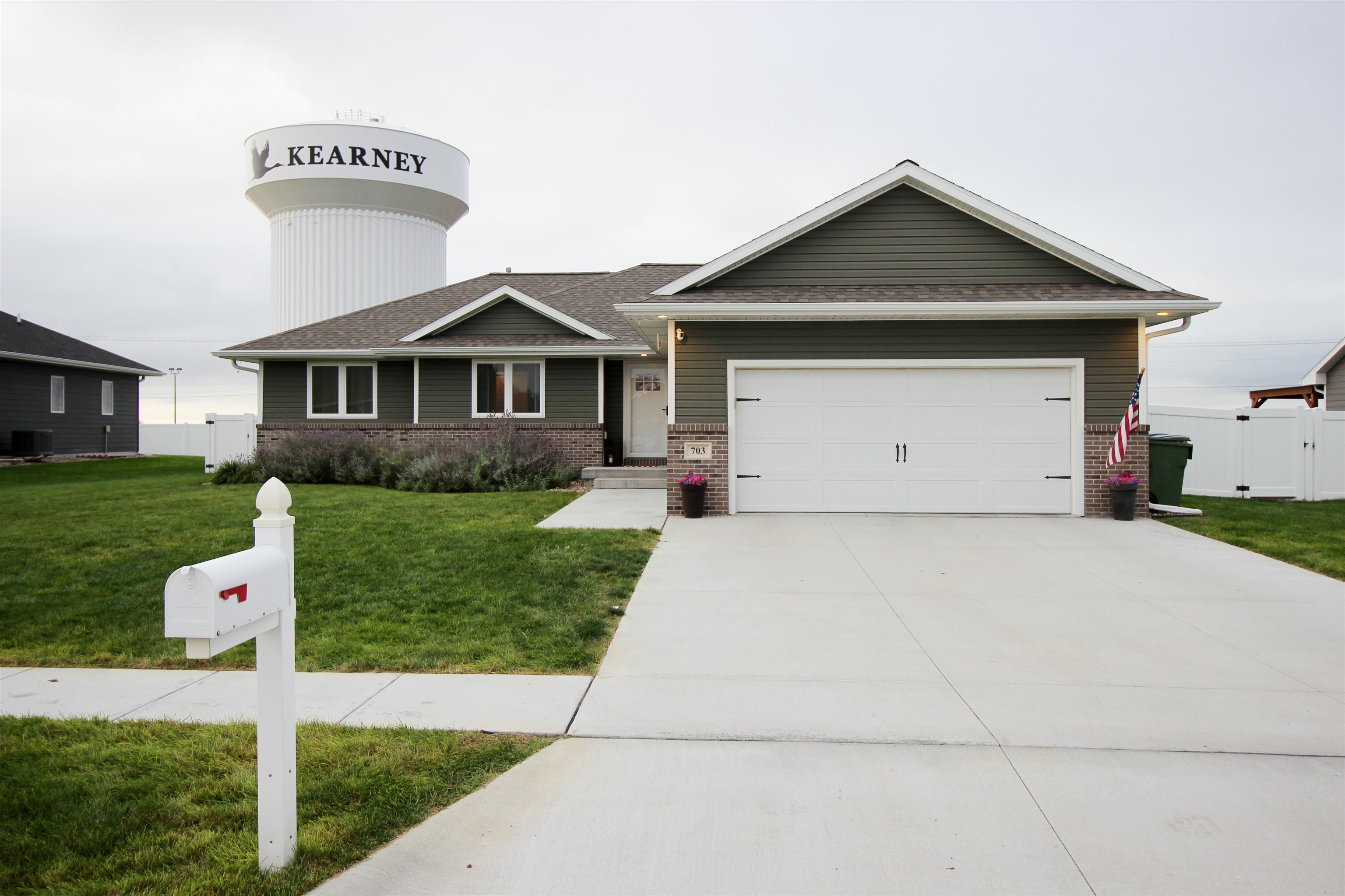 703 W 47th Street Place Kearney, Nebraska 68845, 5 Bedrooms Bedrooms, ,3 BathroomsBathrooms,Residential,For Sale,703 W 47th Street Place,20261392