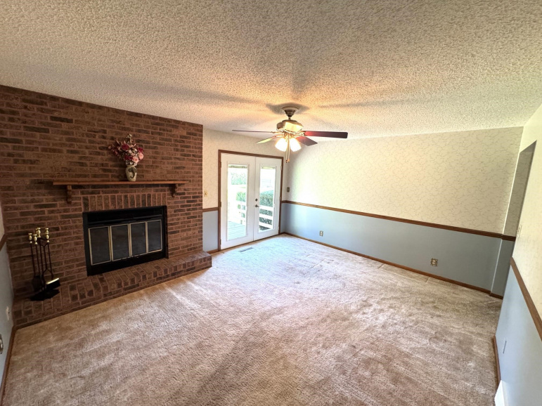 1521 Highland Drive Hastings, Nebraska 68901, 3 Bedroom Bedrooms, ,3 BathroomBathrooms,Residential,For Sale,1521 Highland Drive,20261296