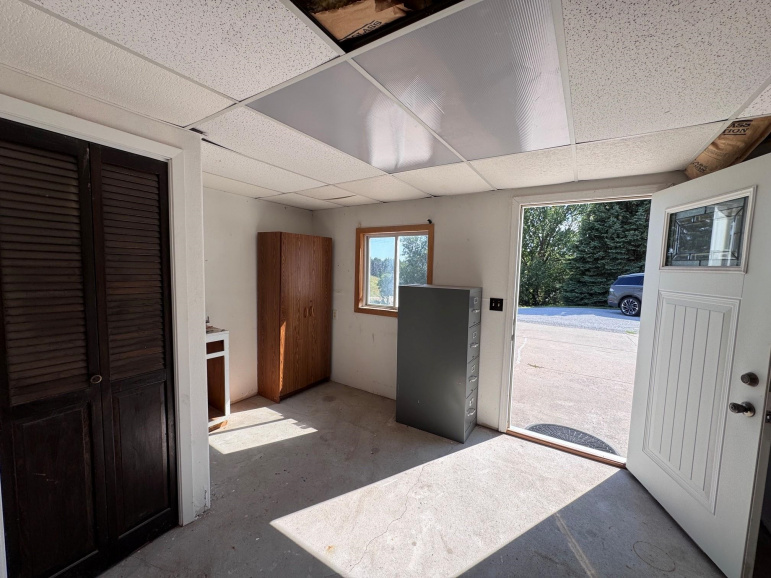 74255 428A Drive Elwood, Nebraska 68937, 2 Bedrooms Bedrooms, ,2 BathroomsBathrooms,Residential,For Sale,74255 428A Drive,20261277