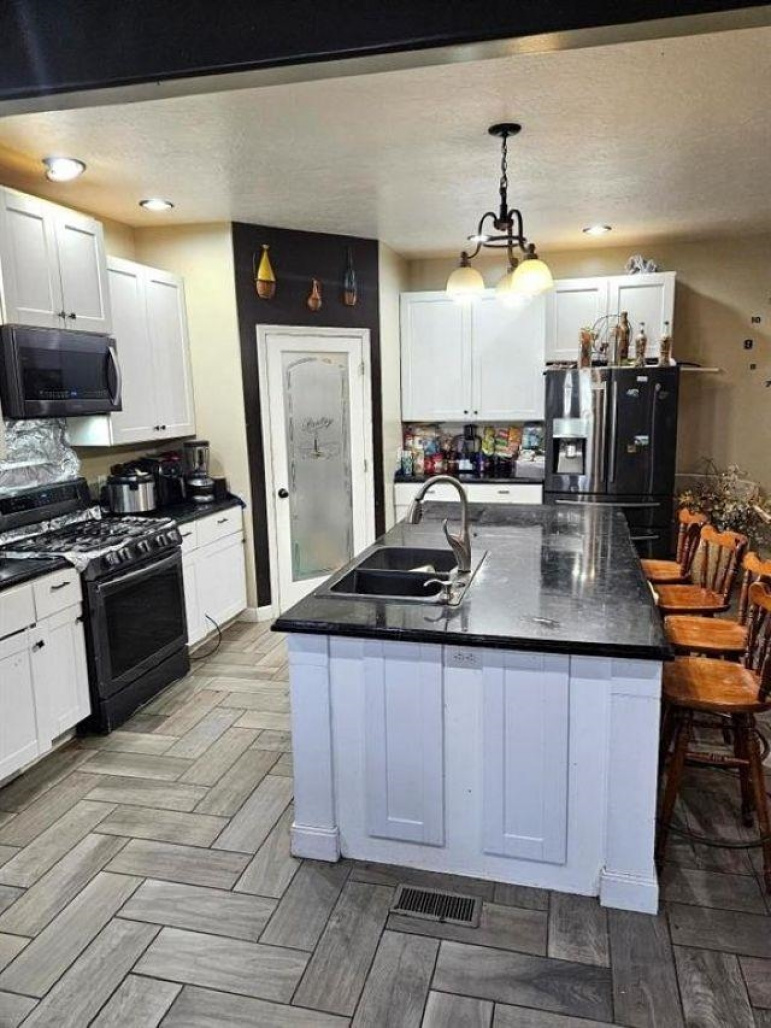 6930 Shiers Road Gibbon, Nebraska 68840, 6 Bedrooms Bedrooms, ,2 BathroomsBathrooms,Residential,For Sale,6930 Shiers Road,20261398