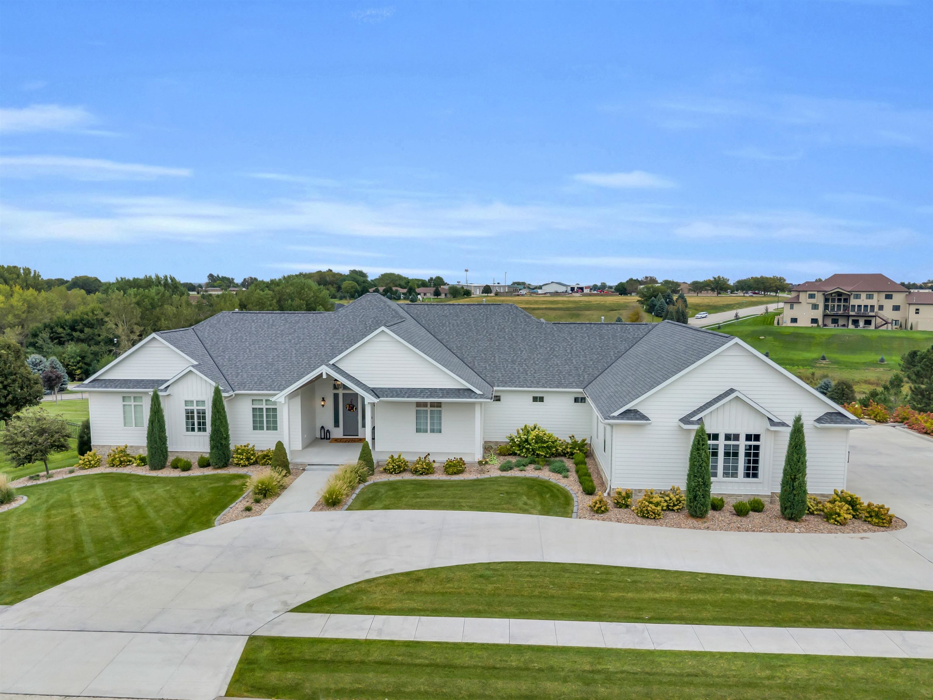 5911 6th Avenue Kearney, Nebraska 68845, 7 Bedroom Bedrooms, ,5 BathroomBathrooms,Residential,For Sale,5911 6th Avenue,20261401