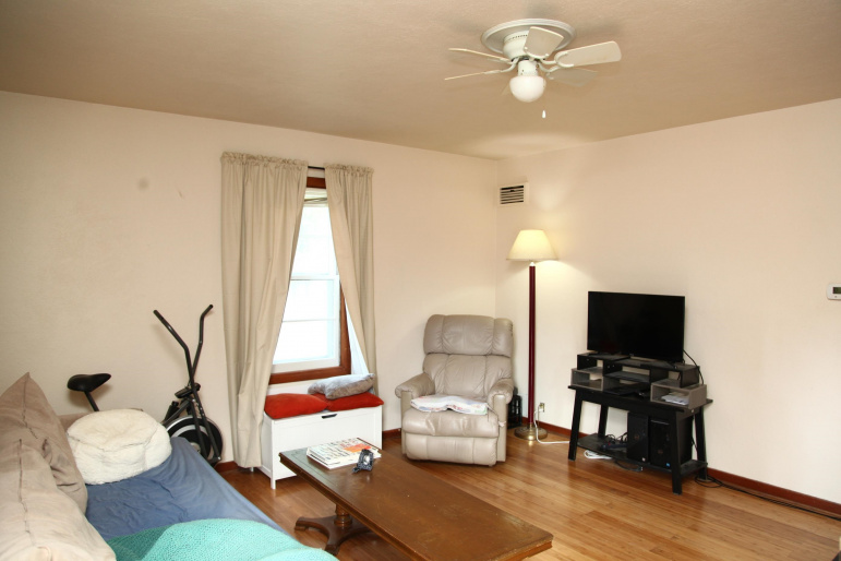 1400 N JACKSON LEXINGTON, Nebraska 68550-000, 2 Bedroom Bedrooms, ,1 BathroomBathrooms,Residential,For Sale,1400 N JACKSON,20261400