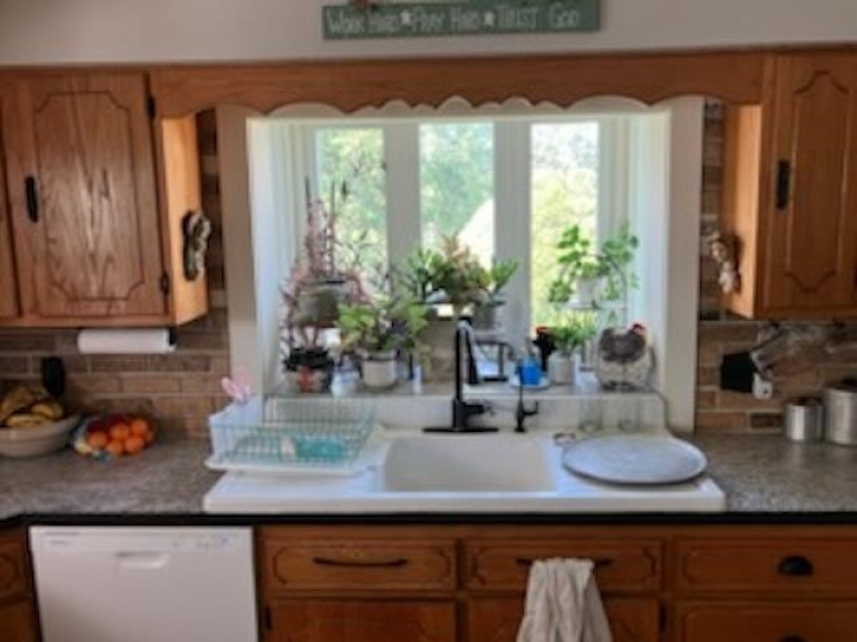 135 N Adams Central Ave Juniata, Nebraska 68955, 5 Bedroom Bedrooms, ,2 BathroomBathrooms,Residential,For Sale,135 N Adams Central Ave,20261399