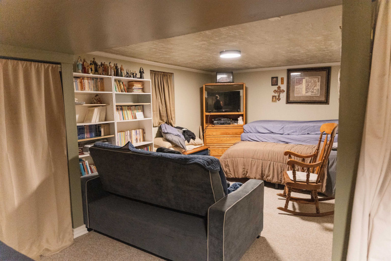 135 N Adams Central Ave Juniata, Nebraska 68955, 5 Bedroom Bedrooms, ,2 BathroomBathrooms,Residential,For Sale,135 N Adams Central Ave,20261399