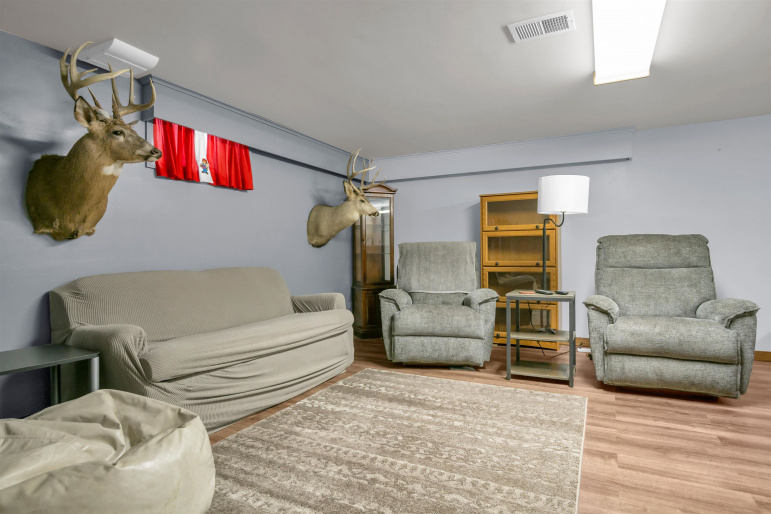 503 W 35th Street Kearney, Nebraska 68845, 4 Bedroom Bedrooms, ,2 BathroomBathrooms,Residential,For Sale,503 W 35th Street,20261405