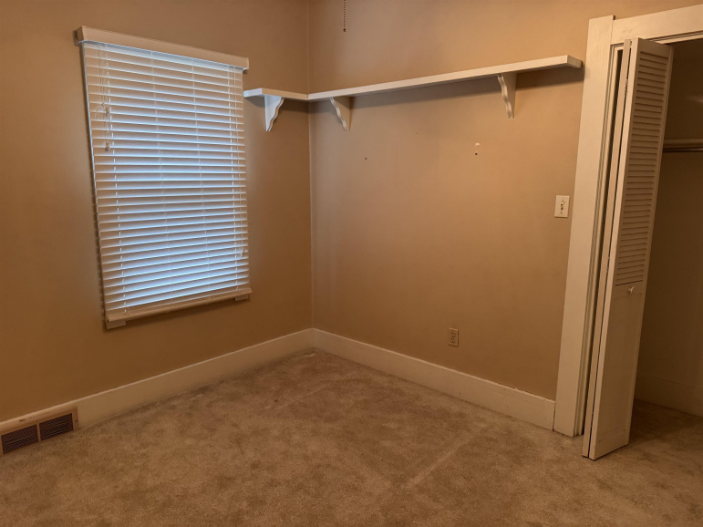 1126 N Minnesota Avenue Hastings, Nebraska 68901, 4 Bedroom Bedrooms, ,3 BathroomBathrooms,Residential,For Sale,1126 N Minnesota Avenue,20261410