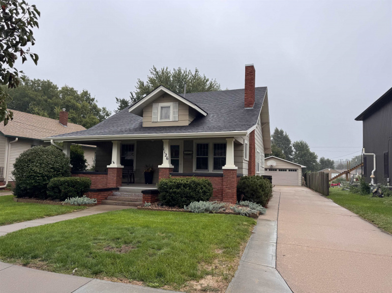 1126 N Minnesota Avenue Hastings, Nebraska 68901, 4 Bedroom Bedrooms, ,3 BathroomBathrooms,Residential,For Sale,1126 N Minnesota Avenue,20261410