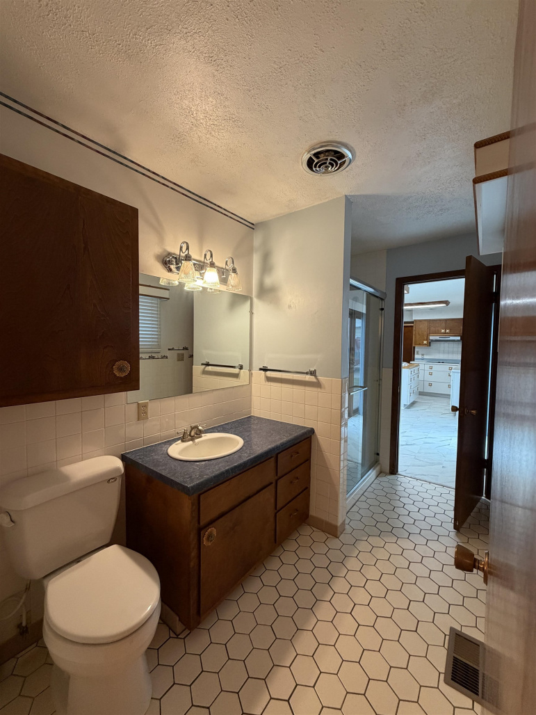 710 S Adams Street Lexington, Nebraska 68850-2511, 3 Bedroom Bedrooms, ,2 BathroomBathrooms,Residential,For Sale,710 S Adams Street,20261415