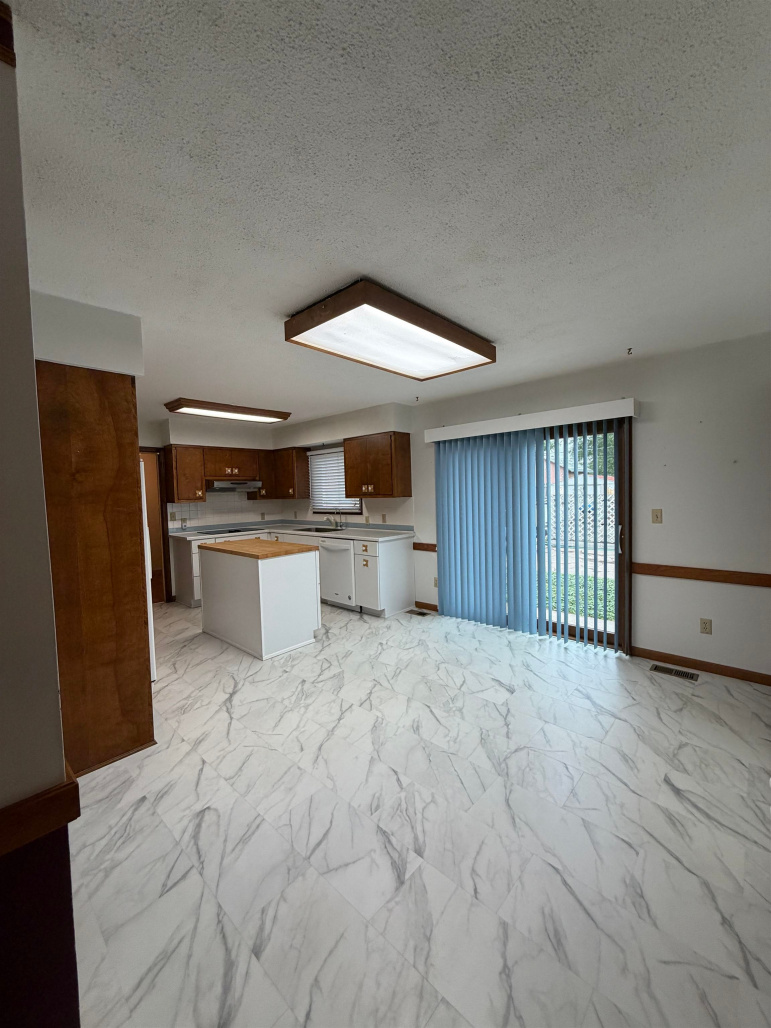 710 S Adams Street Lexington, Nebraska 68850-2511, 3 Bedroom Bedrooms, ,2 BathroomBathrooms,Residential,For Sale,710 S Adams Street,20261415