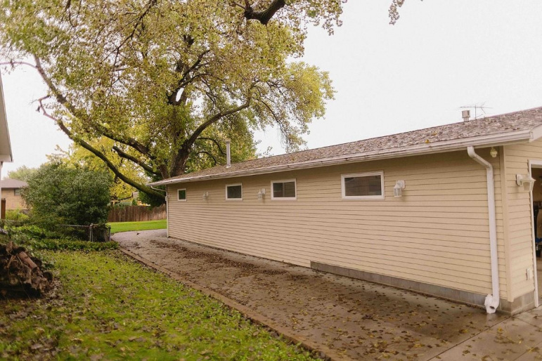 1703 W 40th Street Kearney, Nebraska 68845, 5 Bedroom Bedrooms, ,2 BathroomBathrooms,Residential,For Sale,1703 W 40th Street,20261414