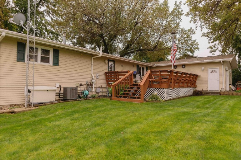 1703 W 40th Street Kearney, Nebraska 68845, 5 Bedroom Bedrooms, ,2 BathroomBathrooms,Residential,For Sale,1703 W 40th Street,20261414