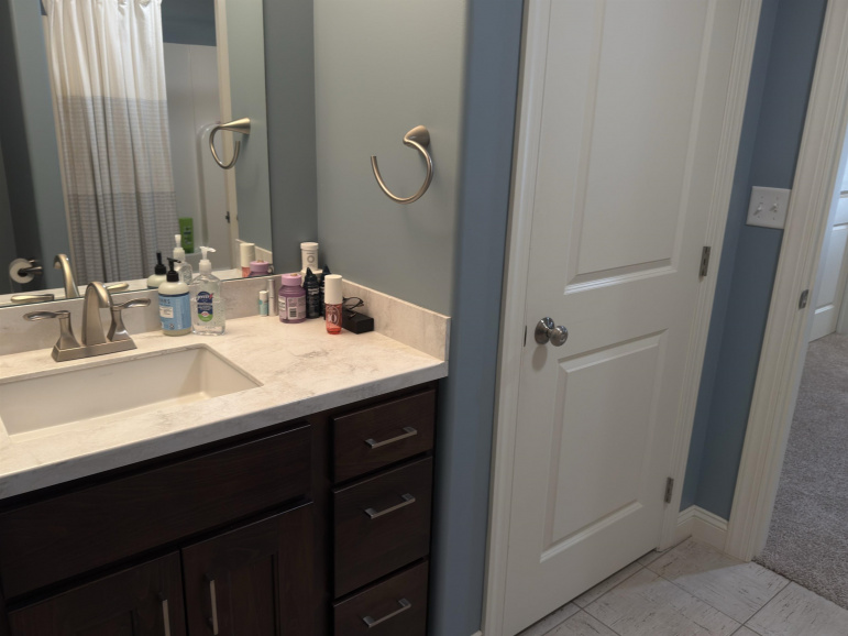 3540 Laredo Lane Hastings, Nebraska 68901, 5 Bedroom Bedrooms, ,3 BathroomBathrooms,Residential,For Sale,3540 Laredo Lane,20261420