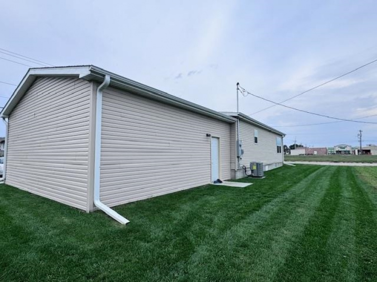 716 W H Street Hastings, Nebraska 68901, 2 Bedroom Bedrooms, ,2 BathroomBathrooms,Residential,For Sale,716 W H Street,20261421