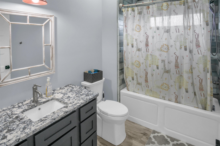 8109 Hidden Hills Road Kearney, Nebraska 68845, 7 Bedroom Bedrooms, ,5 BathroomBathrooms,Residential,For Sale,8109 Hidden Hills Road,20261423
