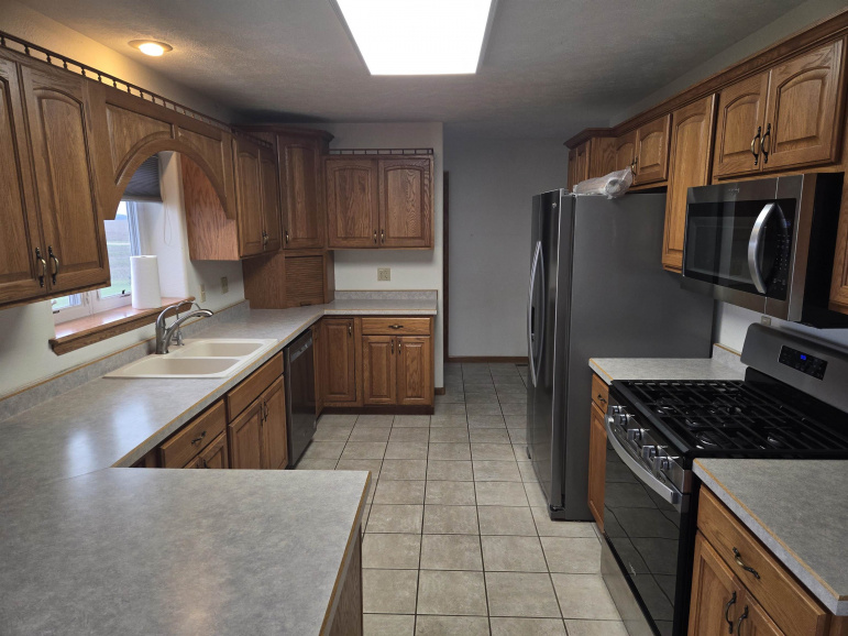 4310 N Prosser Avenue Juniata, Nebraska 68955, 4 Bedroom Bedrooms, ,4 BathroomBathrooms,Residential,For Sale,4310 N Prosser Avenue,20261422
