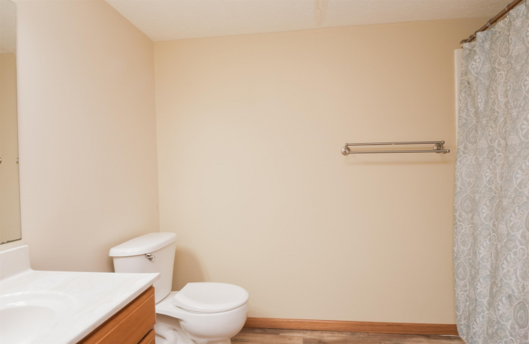 1104 E 56th Street #21 Kearney, Nebraska 68847, 4 Bedroom Bedrooms, ,3 BathroomBathrooms,Residential,For Sale,1104 E 56th Street #21,20261431