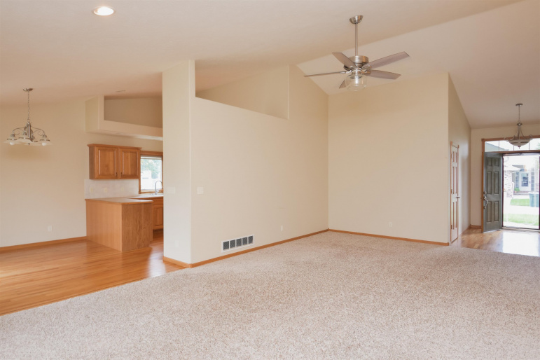 1104 E 56th Street #21 Kearney, Nebraska 68847, 4 Bedroom Bedrooms, ,3 BathroomBathrooms,Residential,For Sale,1104 E 56th Street #21,20261431