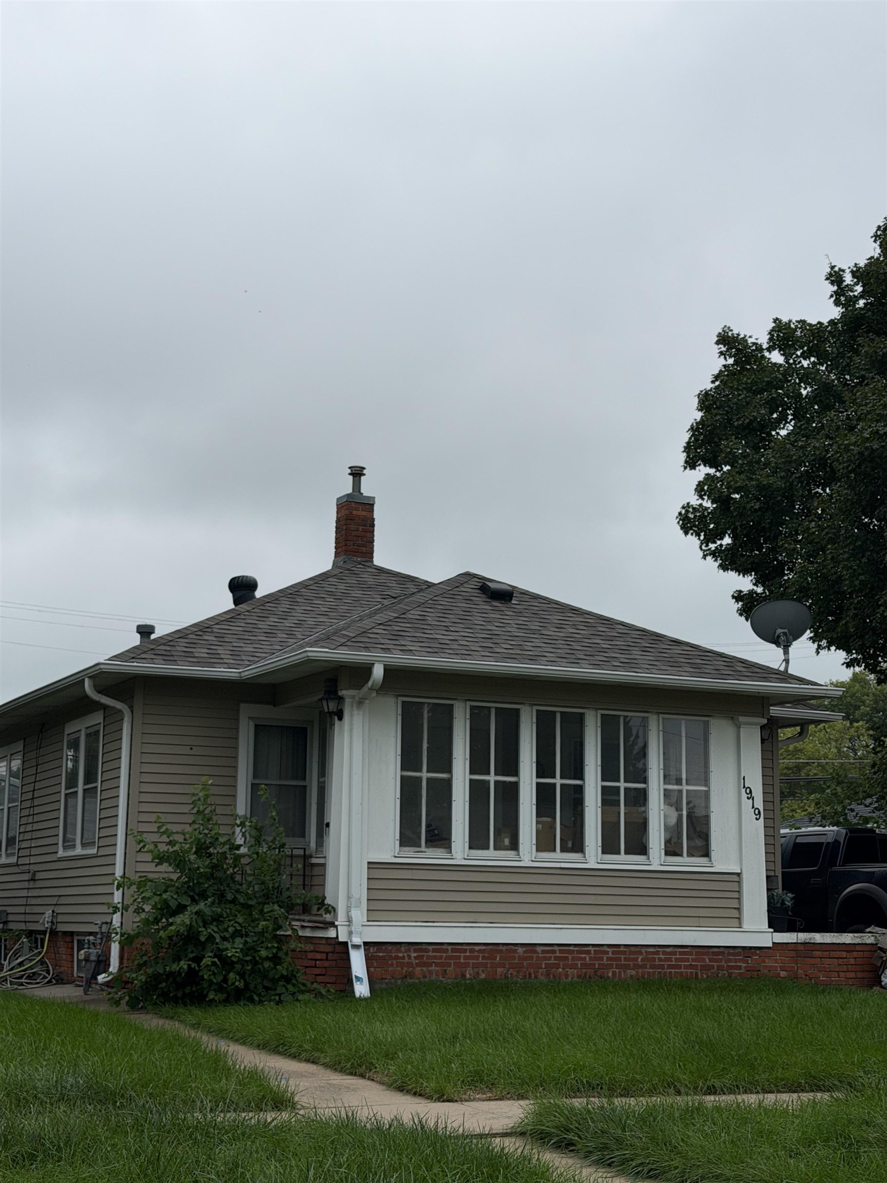 1919 Bateman Street Hastings, Nebraska 68901, 3 Bedroom Bedrooms, ,2 BathroomBathrooms,Residential,For Sale,1919 Bateman Street,20261441