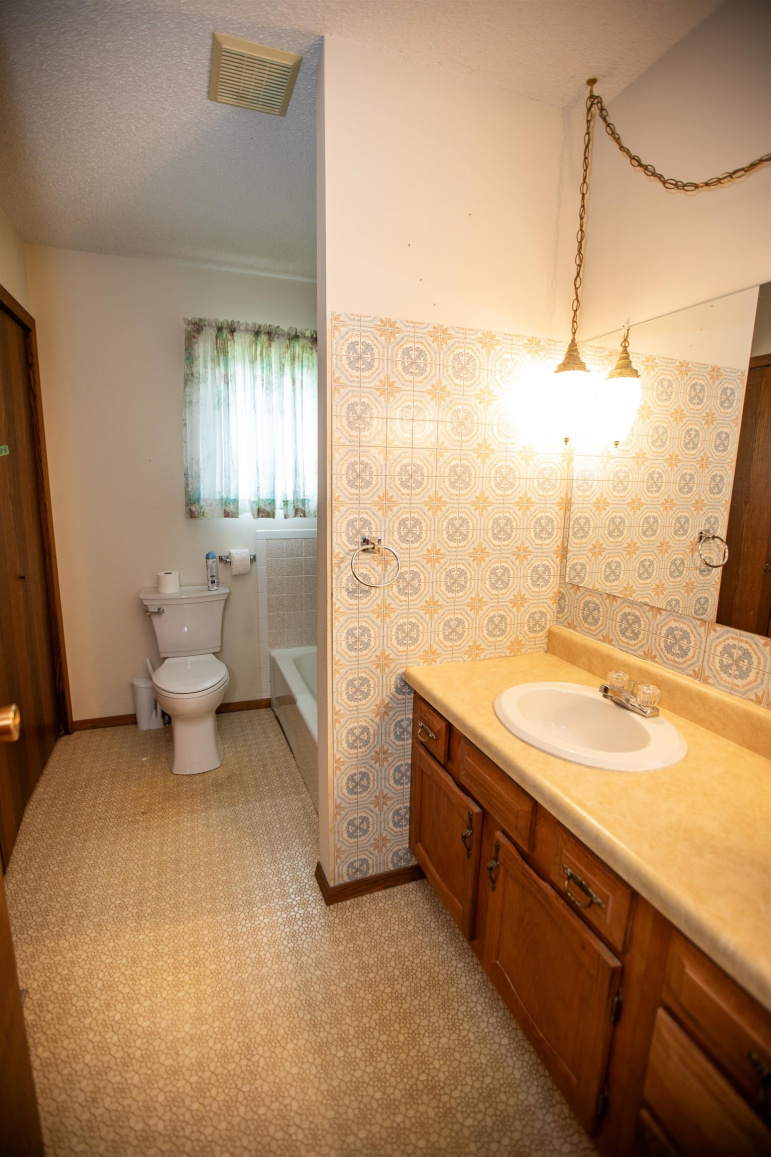 110 E 39th Street B-3 Kearney, Nebraska 68847, 2 Bedroom Bedrooms, ,2 BathroomBathrooms,Residential,For Sale,110 E 39th Street B-3,20261439