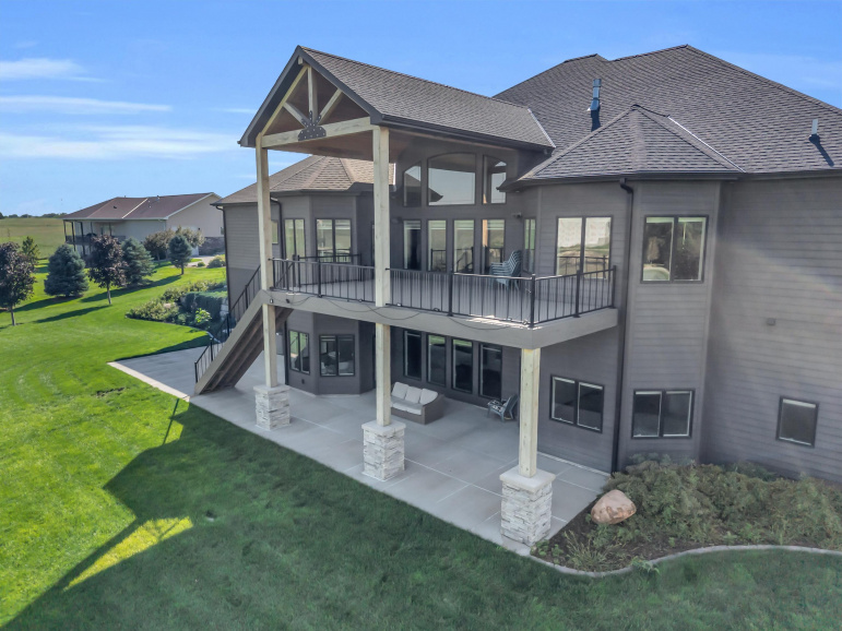 5903 6th Avenue Kearney, Nebraska 68845-000, 6 Bedroom Bedrooms, ,6 BathroomBathrooms,Residential,For Sale,5903 6th Avenue,20261307