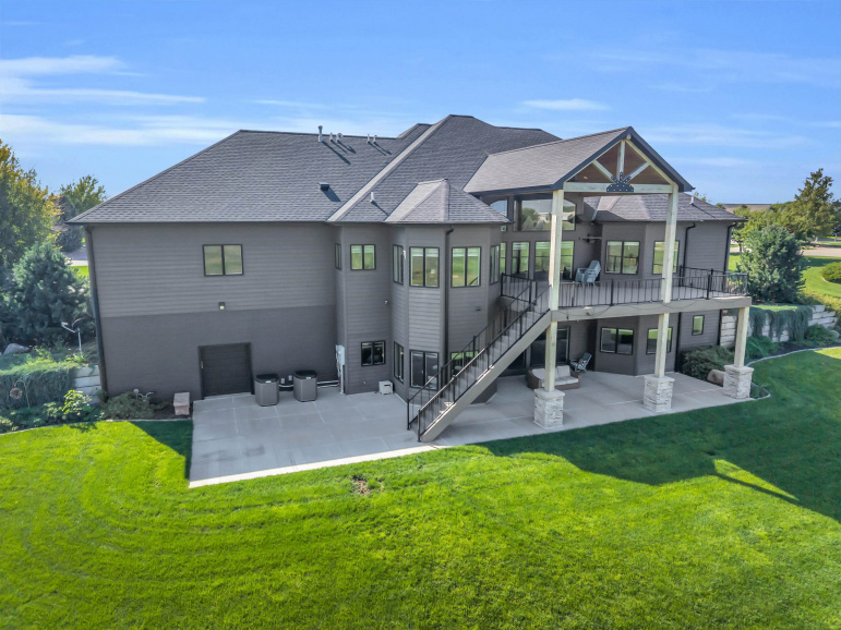 5903 6th Avenue Kearney, Nebraska 68845-000, 6 Bedroom Bedrooms, ,6 BathroomBathrooms,Residential,For Sale,5903 6th Avenue,20261307