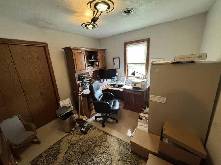 715 Joehnck Road Grand Island, Nebraska 68801, 5 Bedroom Bedrooms, ,3 BathroomBathrooms,Residential,For Sale,715 Joehnck Road,20261009
