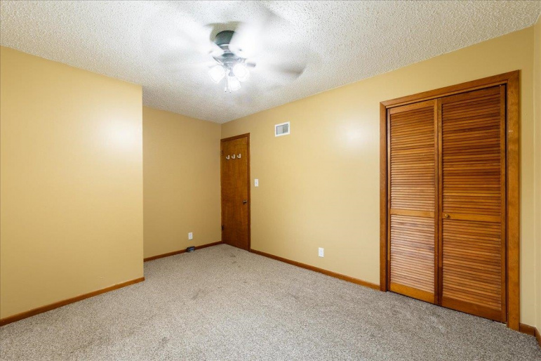 510 N Juniata Avenue Juniata, Nebraska 68955, 4 Bedroom Bedrooms, ,3 BathroomBathrooms,Residential,For Sale,510 N Juniata Avenue,20261434
