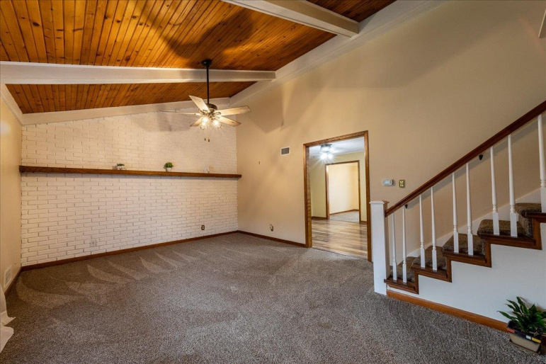 510 N Juniata Avenue Juniata, Nebraska 68955, 4 Bedroom Bedrooms, ,3 BathroomBathrooms,Residential,For Sale,510 N Juniata Avenue,20261434