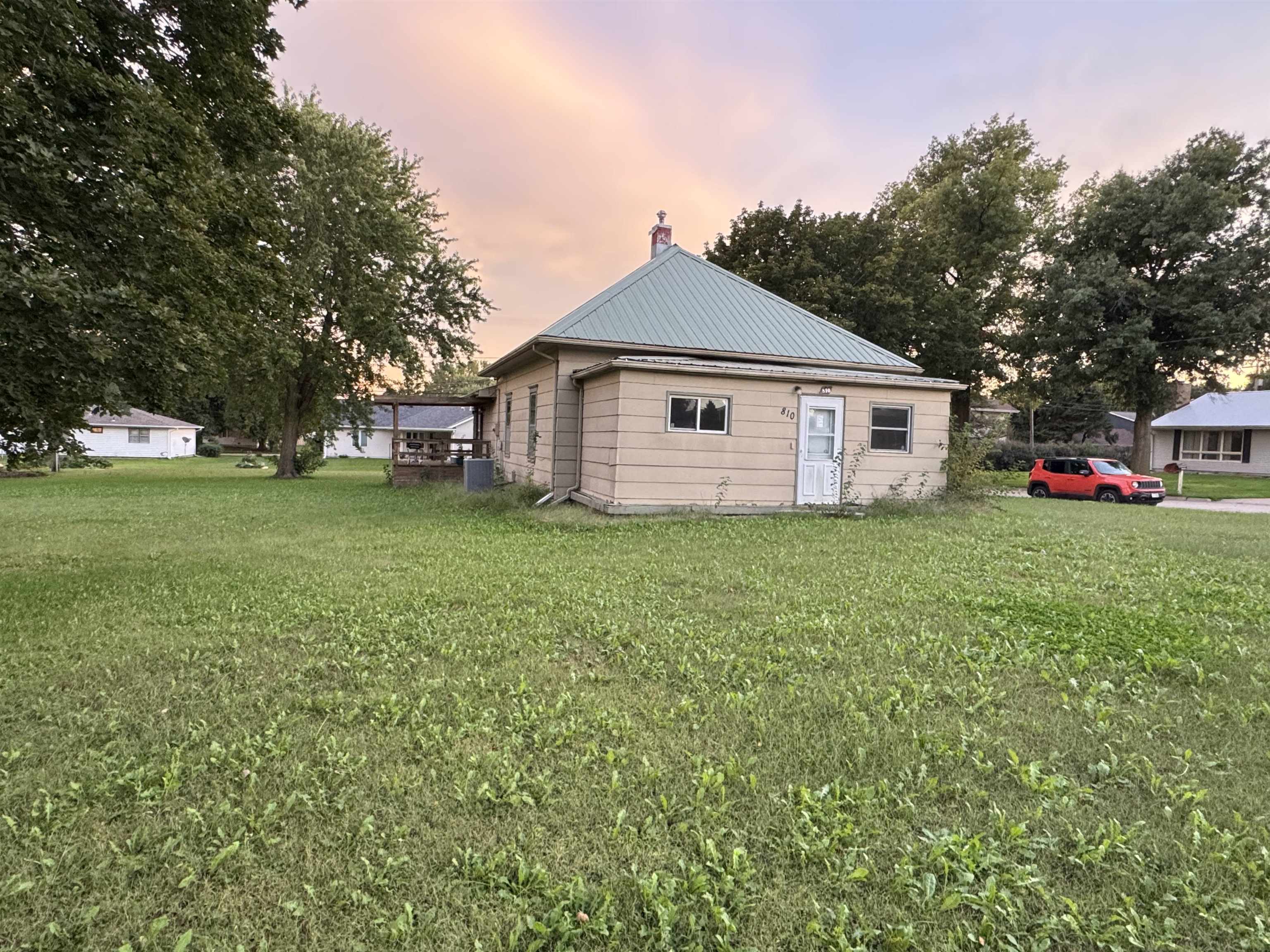 810 W Cedar Street Sutton, Nebraska 68979, 2 Bedroom Bedrooms, ,2 BathroomBathrooms,Residential,For Sale,810 W Cedar Street,20261442