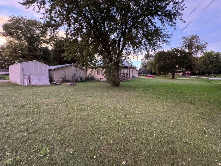 810 W Cedar Street Sutton, Nebraska 68979, 2 Bedroom Bedrooms, ,2 BathroomBathrooms,Residential,For Sale,810 W Cedar Street,20261442