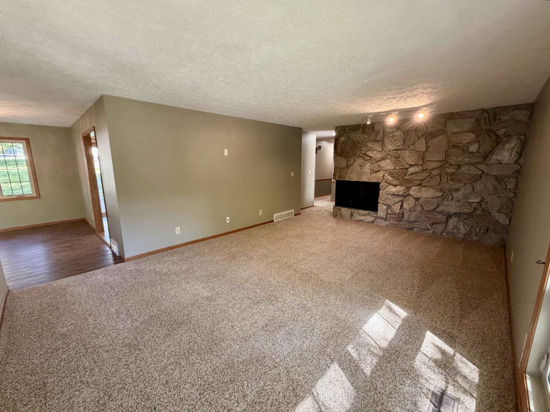 1103 W 31st Street Kearney, Nebraska 68845-3368, 4 Bedroom Bedrooms, ,3 BathroomBathrooms,Residential,For Sale,1103 W 31st Street,20261447