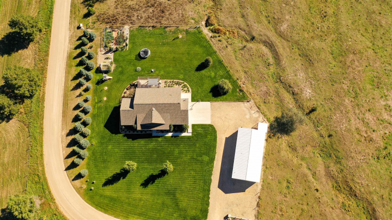 53165 39th Road Shelton, Nebraska 68876, 4 Bedroom Bedrooms, ,3 BathroomBathrooms,Residential,For Sale,53165 39th Road,20261446