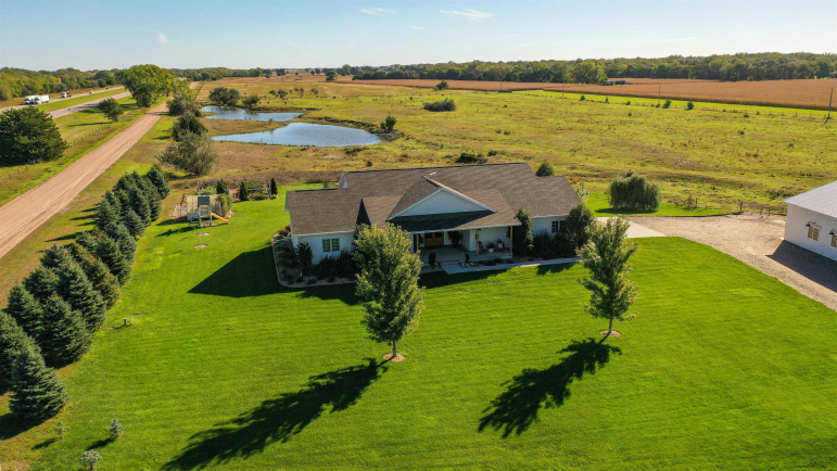 53165 39th Road Shelton, Nebraska 68876, 4 Bedroom Bedrooms, ,3 BathroomBathrooms,Residential,For Sale,53165 39th Road,20261446