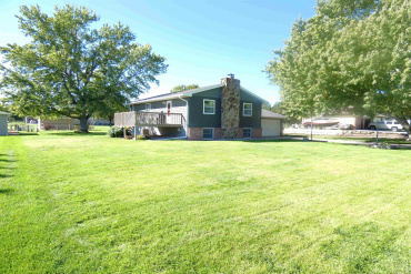 8 Maple Drive Kearney, Nebraska 68845, 4 Bedroom Bedrooms, ,2 BathroomBathrooms,Residential,For Sale,8 Maple Drive,20261445