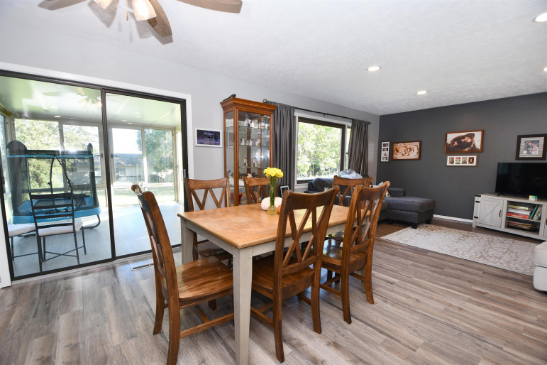 8 Maplewood Place Kearney, Nebraska 68847, 3 Bedroom Bedrooms, ,2 BathroomBathrooms,Residential,For Sale,8 Maplewood Place,20261449