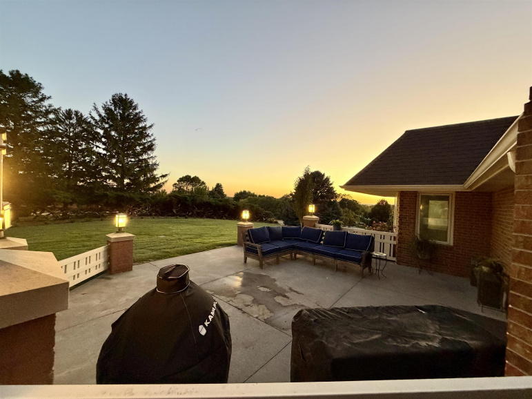 13 Crestview Drive Kearney, Nebraska 68845, 4 Bedroom Bedrooms, ,4 BathroomBathrooms,Residential,For Sale,13 Crestview Drive,20261452