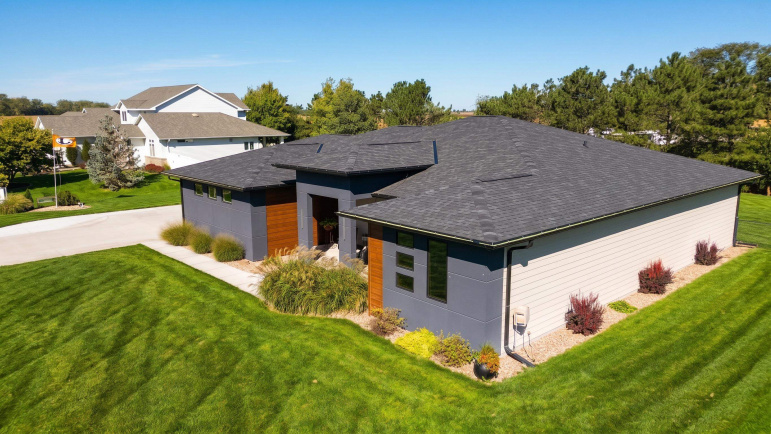 114 Bennett Drive Lexington, Nebraska 68850, 4 Bedroom Bedrooms, ,3 BathroomBathrooms,Residential,For Sale,114 Bennett Drive,20261451