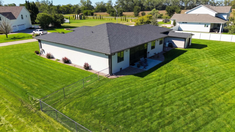114 Bennett Drive Lexington, Nebraska 68850, 4 Bedroom Bedrooms, ,3 BathroomBathrooms,Residential,For Sale,114 Bennett Drive,20261451