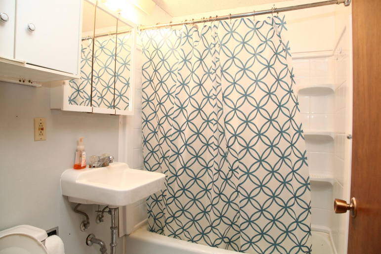 302 LEE ST. ELWOOD, Nebraska 68937-000, 3 Bedroom Bedrooms, ,3 BathroomBathrooms,Residential,For Sale,302 LEE ST.,20261458