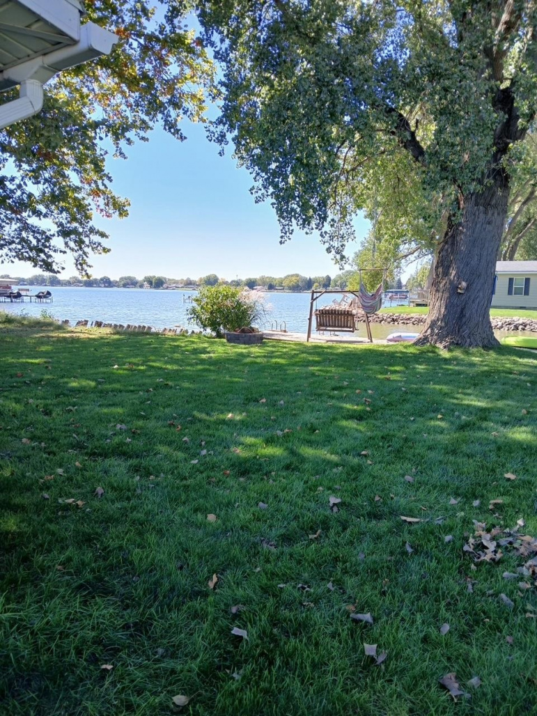16 Northeast Cove Dr 9 Johnson Lake, Nebraska 68937-0000, 3 Bedroom Bedrooms, ,2 BathroomBathrooms,Residential,For Sale,16 Northeast Cove Dr 9,20261456