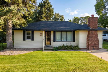 501 E 13th Street Cozad, Nebraska 69130, 2 Bedroom Bedrooms, ,2 BathroomBathrooms,Residential,For Sale,501 E 13th Street,20261463