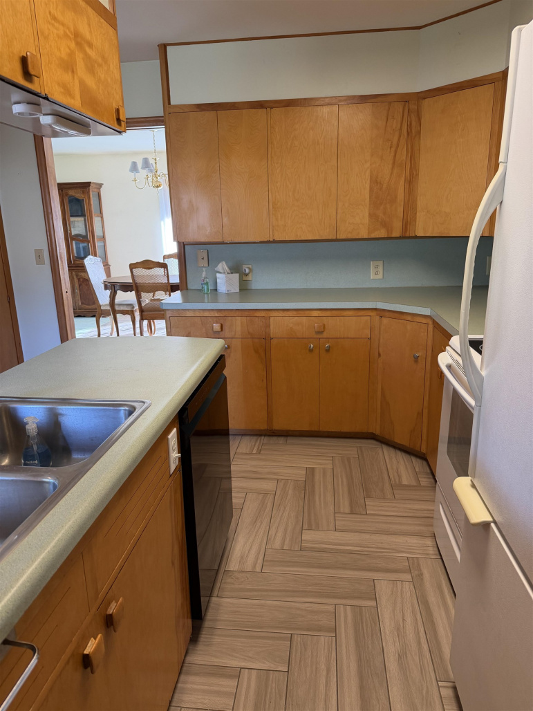 634 E Hawthorne Street Minden, Nebraska 68959, 2 Bedroom Bedrooms, ,1 BathroomBathrooms,Residential,For Sale,634 E Hawthorne Street,20261462