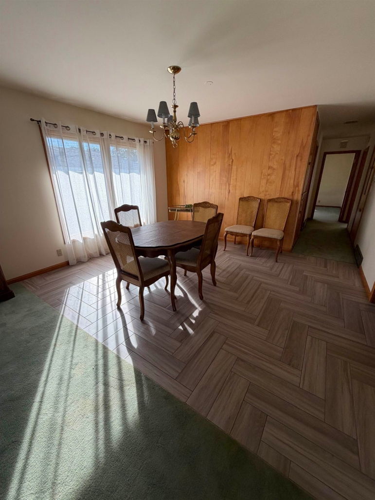 634 E Hawthorne Street Minden, Nebraska 68959, 2 Bedroom Bedrooms, ,1 BathroomBathrooms,Residential,For Sale,634 E Hawthorne Street,20261462
