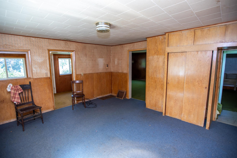 442 Dorris Street Campbell, Nebraska 68932, 3 Bedroom Bedrooms, ,1 BathroomBathrooms,Residential,For Sale,442 Dorris Street,20261466