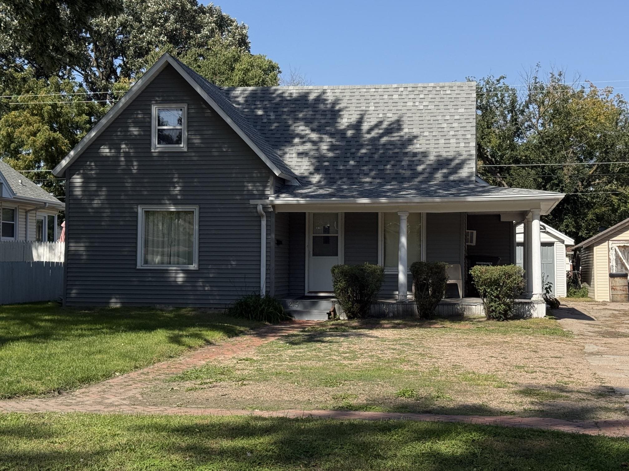 215 E 3rd Street Hastings, Nebraska 68901, 3 Bedroom Bedrooms, ,1 BathroomBathrooms,Residential,For Sale,215 E 3rd Street,20261479
