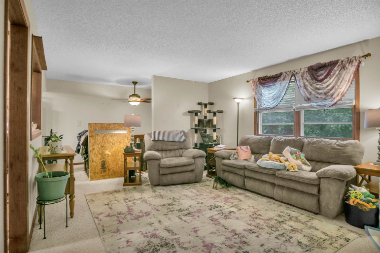 663 Western Avenue Minden, Nebraska 68949, 4 Bedroom Bedrooms, ,2 BathroomBathrooms,Residential,For Sale,663 Western Avenue,20261493