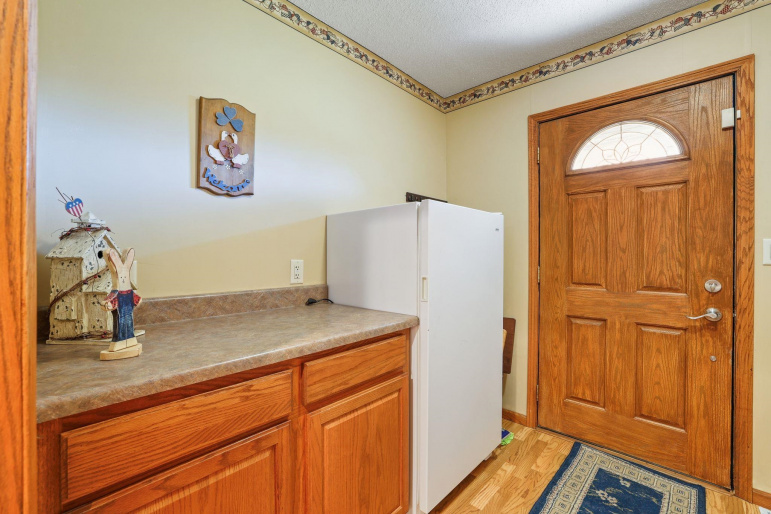 3260 S Reprisal Avenue Juniata, Nebraska 68955, 3 Bedroom Bedrooms, ,3 BathroomBathrooms,Residential,For Sale,3260 S Reprisal Avenue,20261491