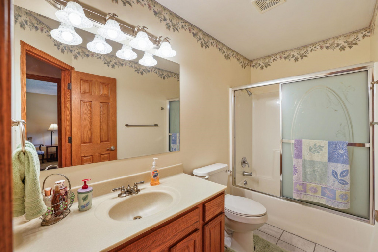 3260 S Reprisal Avenue Juniata, Nebraska 68955, 3 Bedroom Bedrooms, ,3 BathroomBathrooms,Residential,For Sale,3260 S Reprisal Avenue,20261491