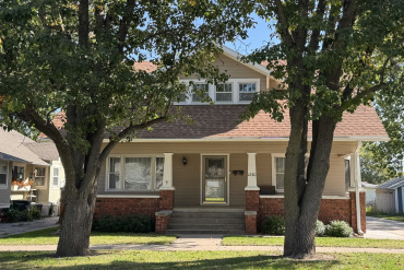 1230 N Kansas Avenue Hastings, Nebraska 68901, 3 Bedroom Bedrooms, ,2 BathroomBathrooms,Residential,For Sale,1230 N Kansas Avenue,20261490
